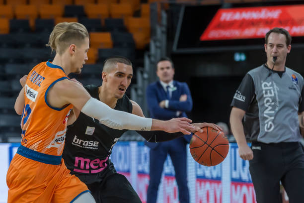 0的比分力 0的比分力